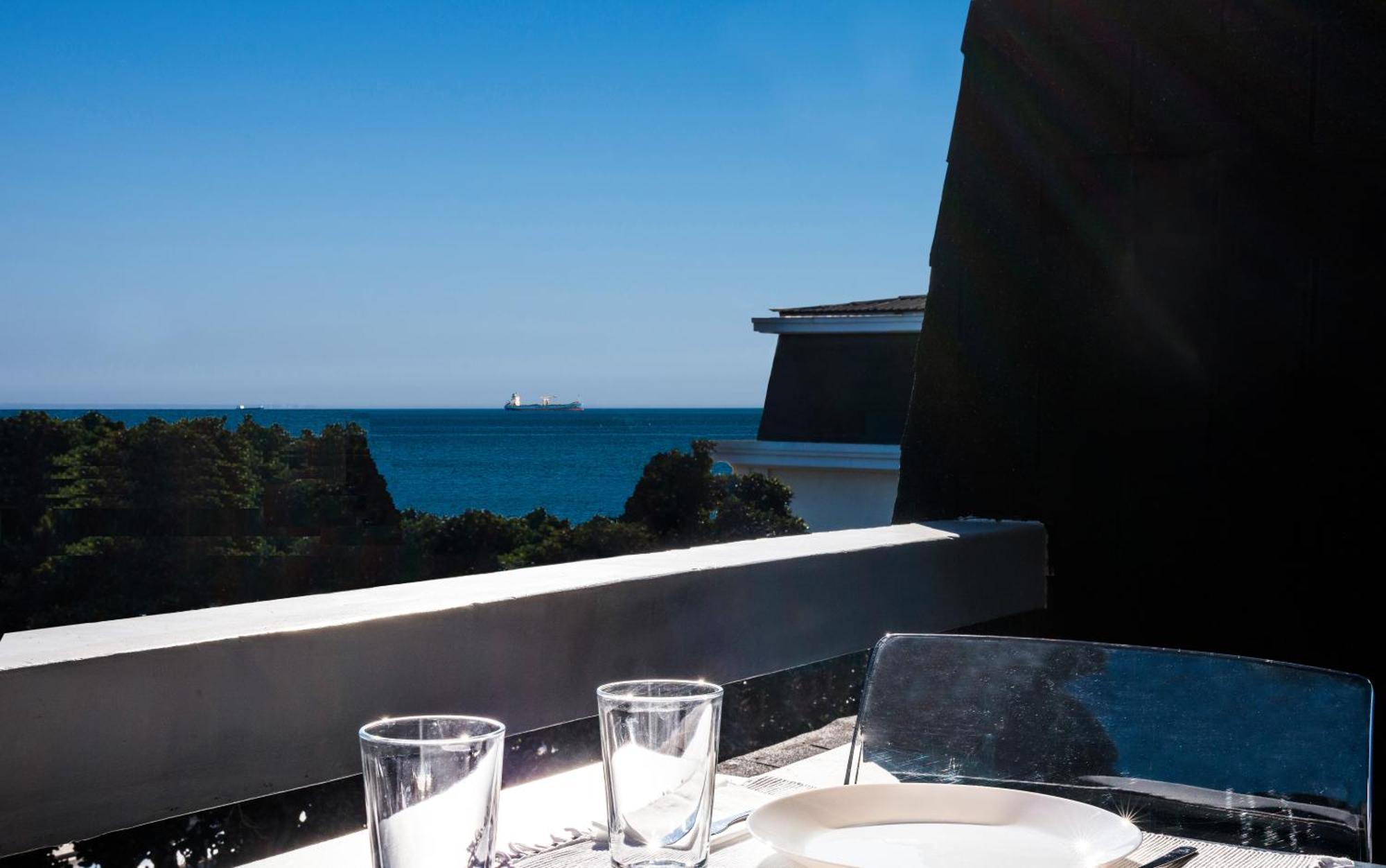 Cascais-Estoril Beachfront Apartments Exterior photo
